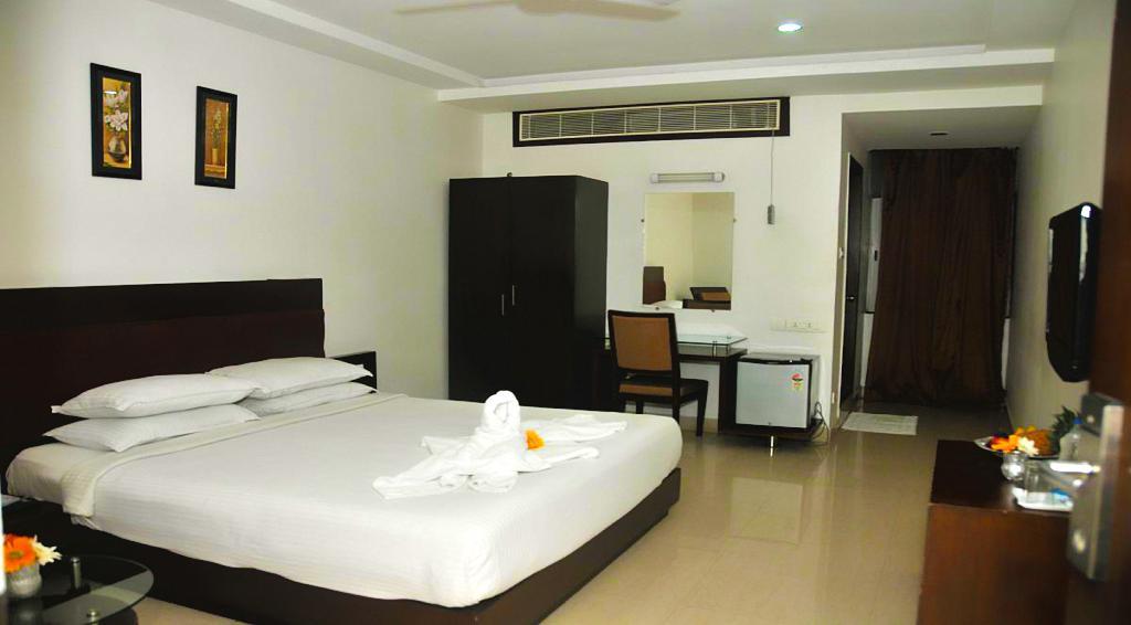 Hotel Central Park Ongole Exteriör bild